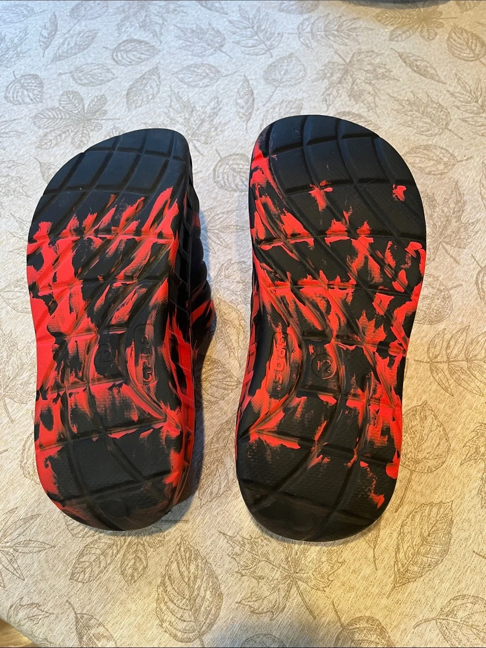 GPOS Black Slide Sandals with Red Splash Details